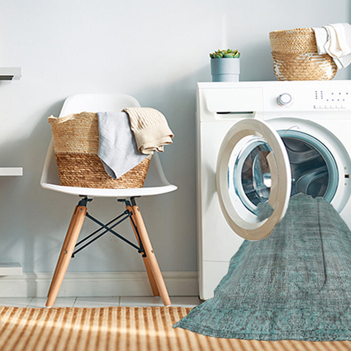 Machine Washable Traditional Cadet Blue Green Rug in a Washing Machine, wshtr4161