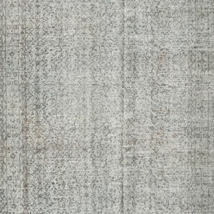 Traditional Pale Silver Gray Persian Rug, tr4167