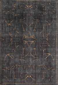 Machine Washable Traditional Carbon Gray Rug, wshtr4252