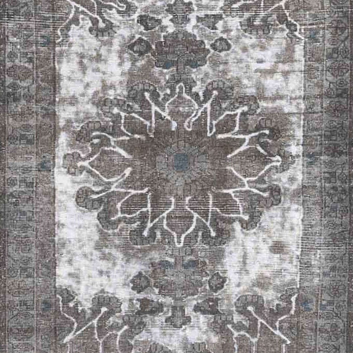 Machine Washable Traditional Dark Gray Rug, wshtr4255