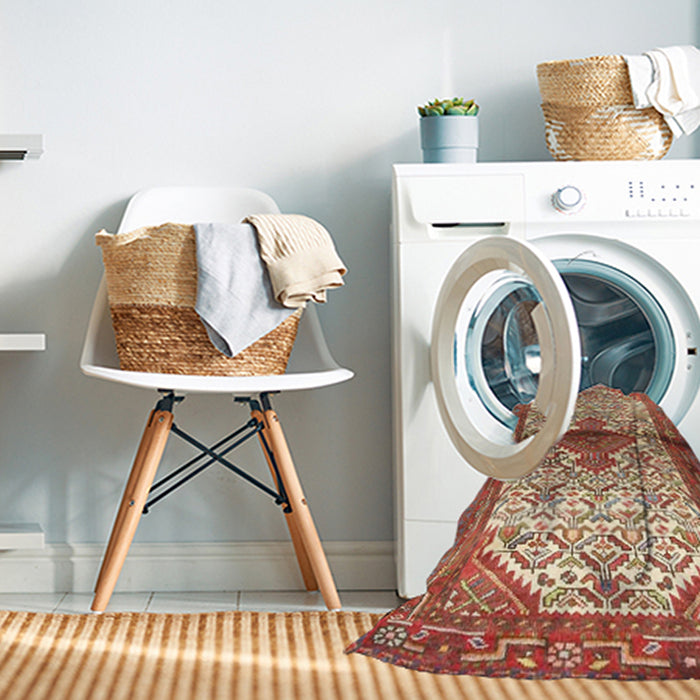 Machine Washable Traditional Red Rug in a Washing Machine, wshtr4257