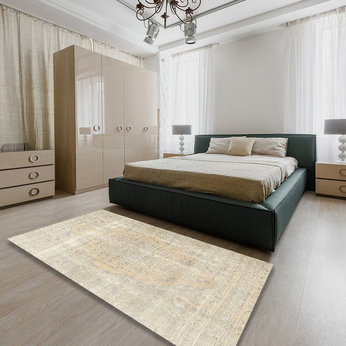 Machine Washable Traditional Vanilla Gold Rug in a Bedroom, wshtr4259