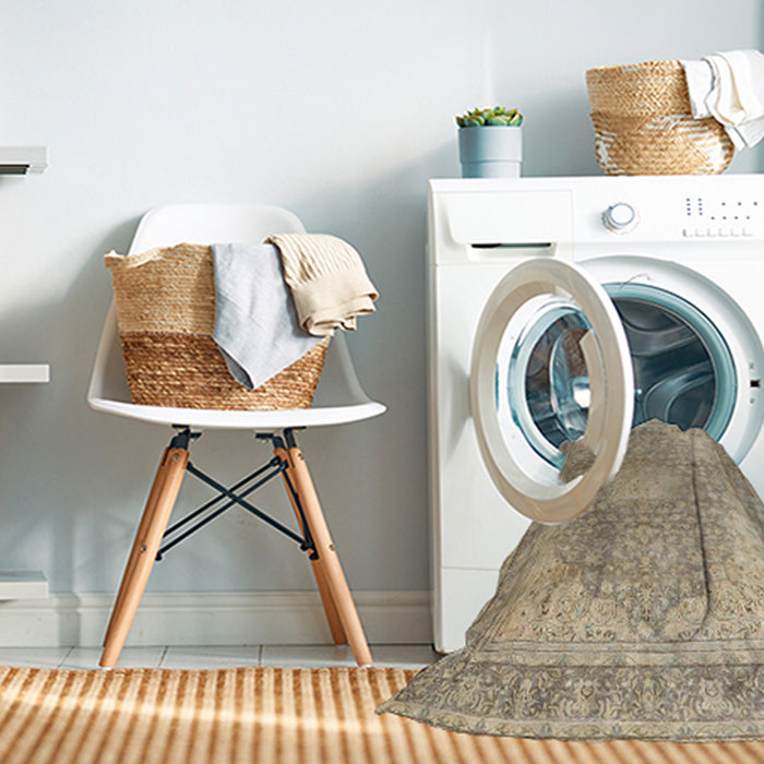 Machine Washable Traditional Dark Almond Brown Rug in a Washing Machine, wshtr4273
