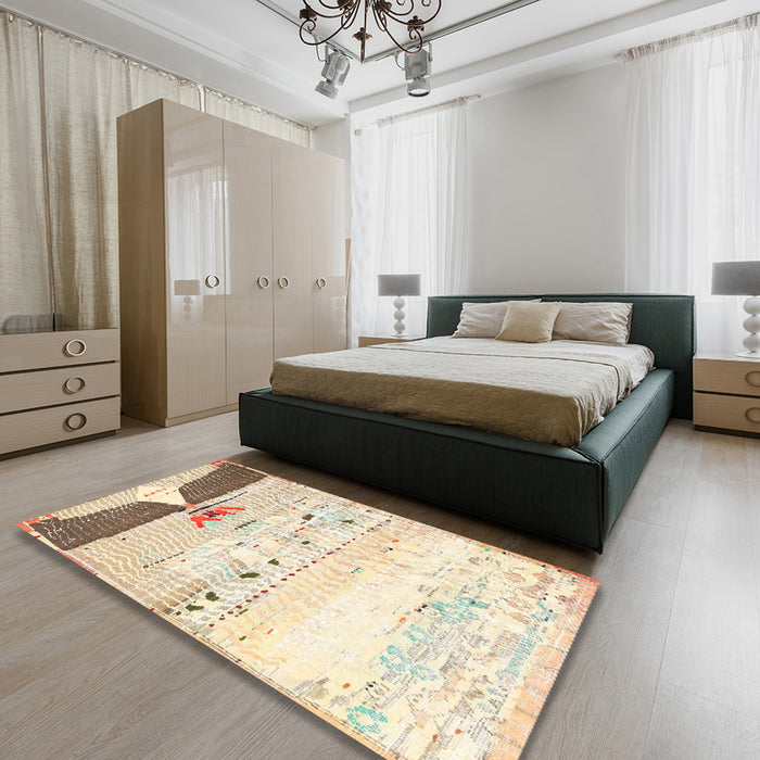 Traditional Golden Blonde Gold Persian Rug in a Bedroom, tr4282