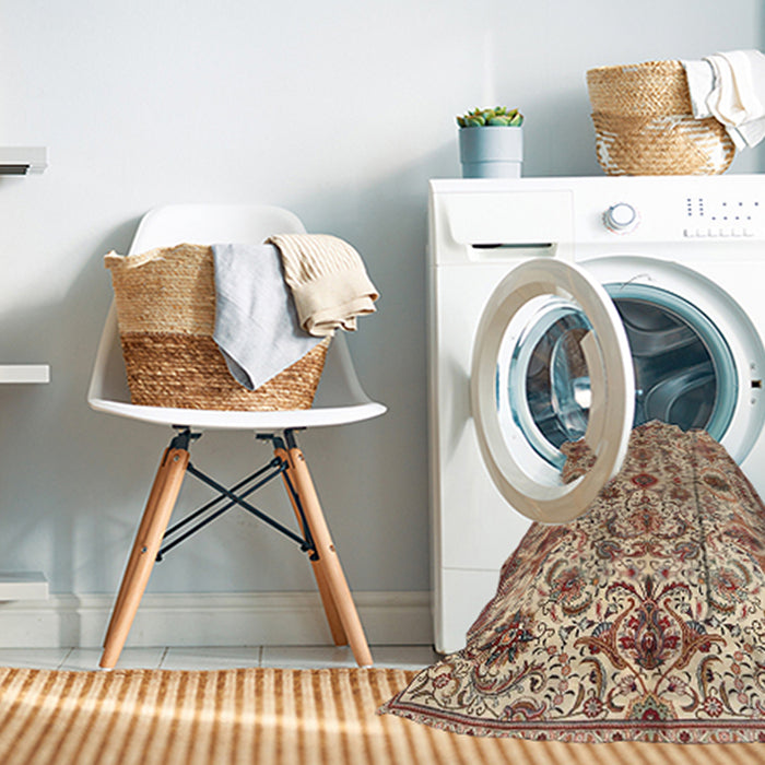 Machine Washable Traditional Sienna Brown Rug in a Washing Machine, wshtr4295
