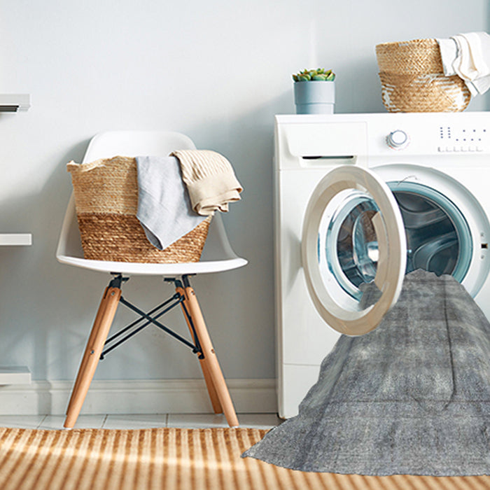 Machine Washable Traditional Grey Gray Rug in a Washing Machine, wshtr4322