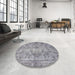 Round Machine Washable Traditional Grey Gray Rug in a Office, wshtr4347