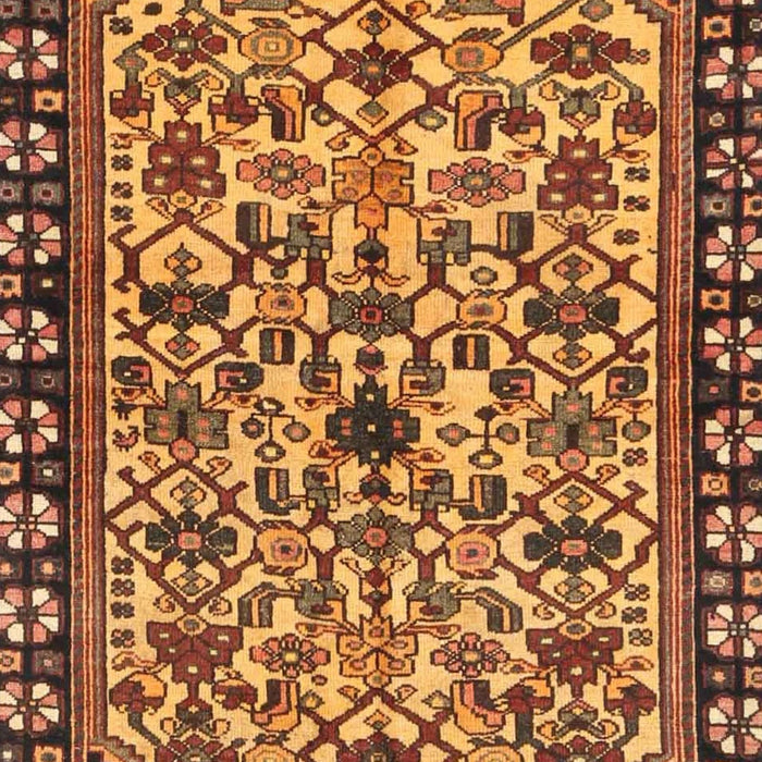 Machine Washable Traditional Saffron Red Rug, wshtr4409