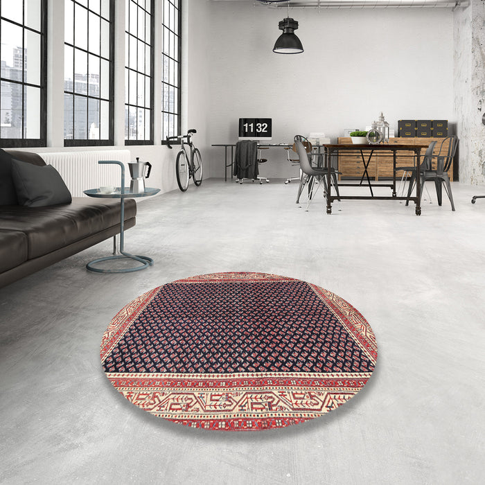 Round Traditional Red Persian Rug in a Office, tr451