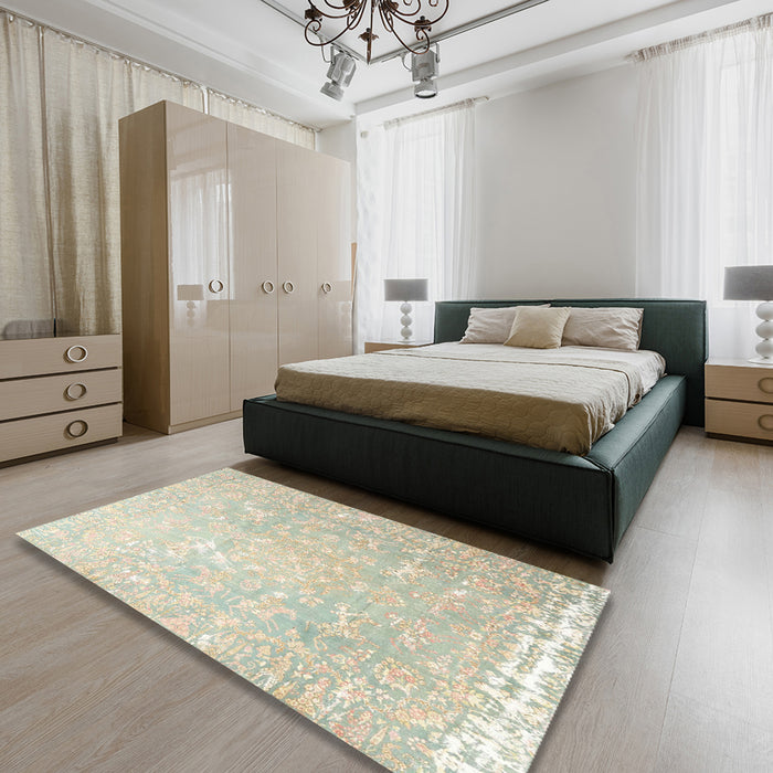 Traditional Sand Brown Oriental Rug in a Bedroom, tr4531