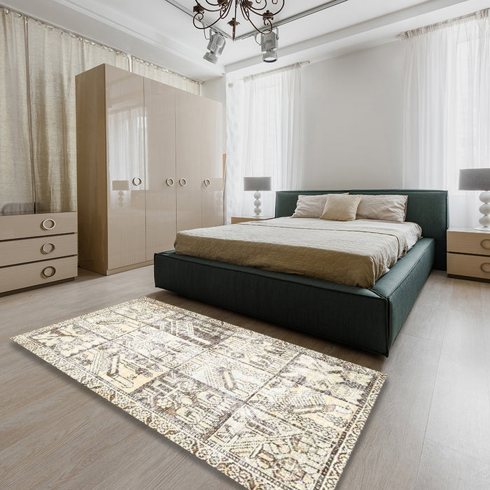 Traditional Champagne Beige Persian Rug in a Bedroom, tr4542