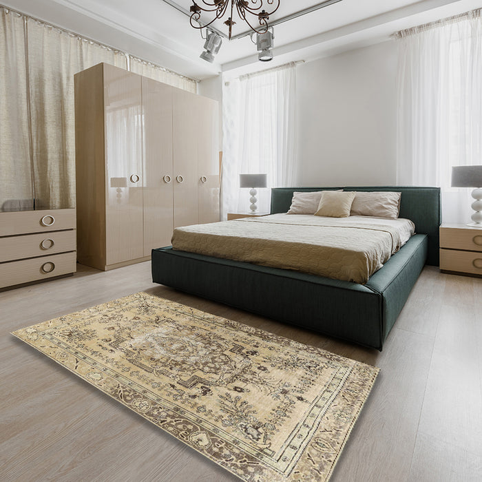 Traditional Brown Persian Rug in a Bedroom, tr4550
