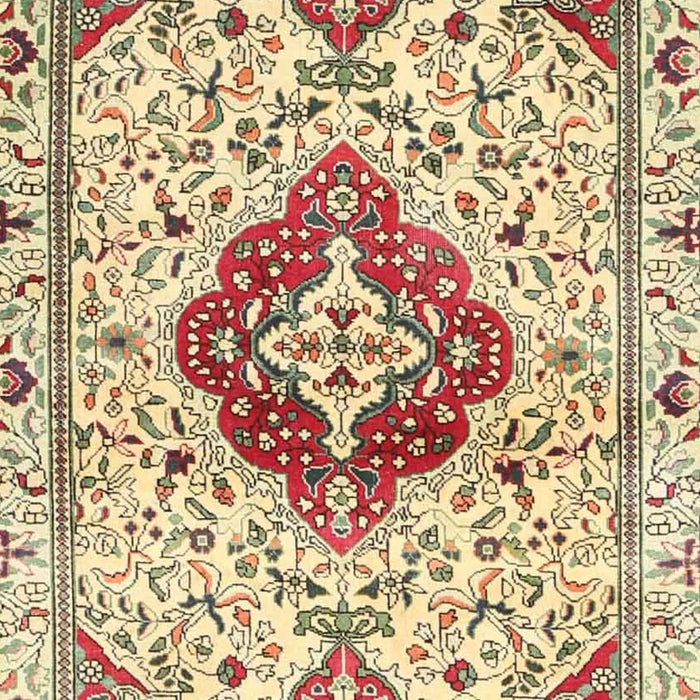 Machine Washable Traditional Gold Rug, wshtr4567