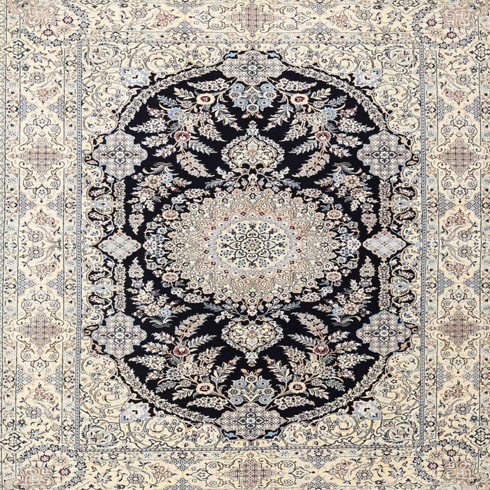 Square Traditional Carbon Gray Medallion Rug, tr4587