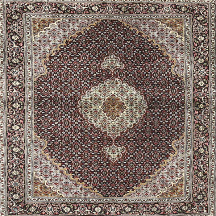 Round Machine Washable Traditional Light French Beige Brown Rug, wshtr4611