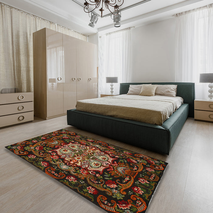 Traditional Red Medallion Rug in a Bedroom, tr465