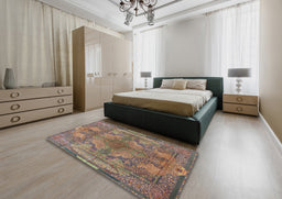 Traditional Chestnut Brown Medallion Rug in a Bedroom, tr4685