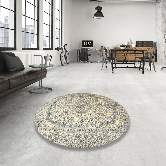 Round Traditional Army Brown Persian Rug in a Office, tr4755