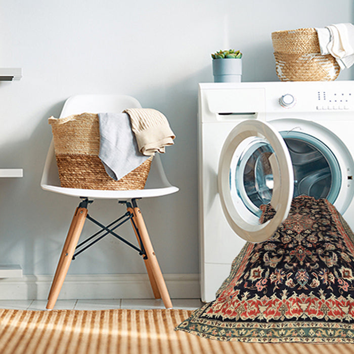 Machine Washable Traditional Night Red Rug in a Washing Machine, wshtr515