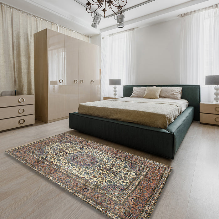Traditional Light French Beige Brown Medallion Rug in a Bedroom, tr535