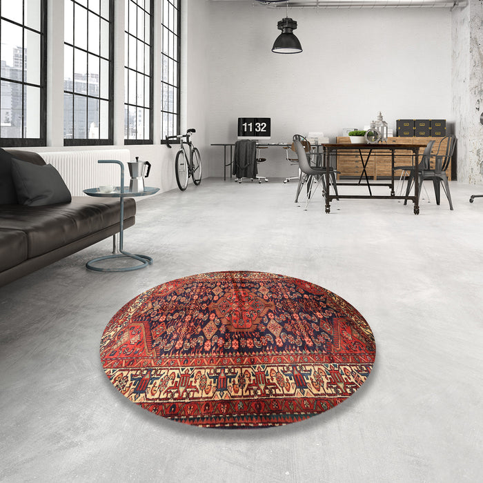 Round Traditional Gold Brown Persian Rug in a Office, tr572