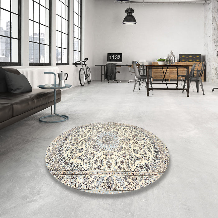 Round Machine Washable Traditional Gold Rug in a Office, wshtr618