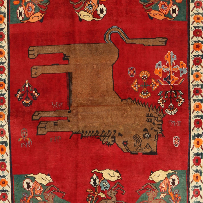 Traditional Red Animal Rug, tr622