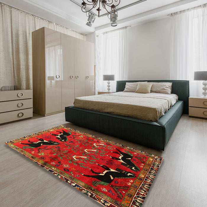 Machine Washable Traditional Red Brown Rug in a Bedroom, wshtr624