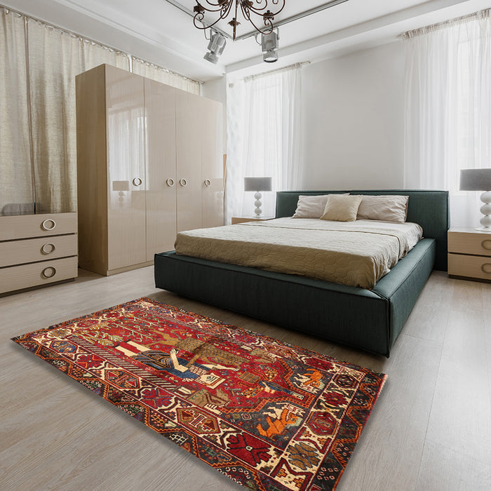 Traditional Red Animal Rug in a Bedroom, tr625