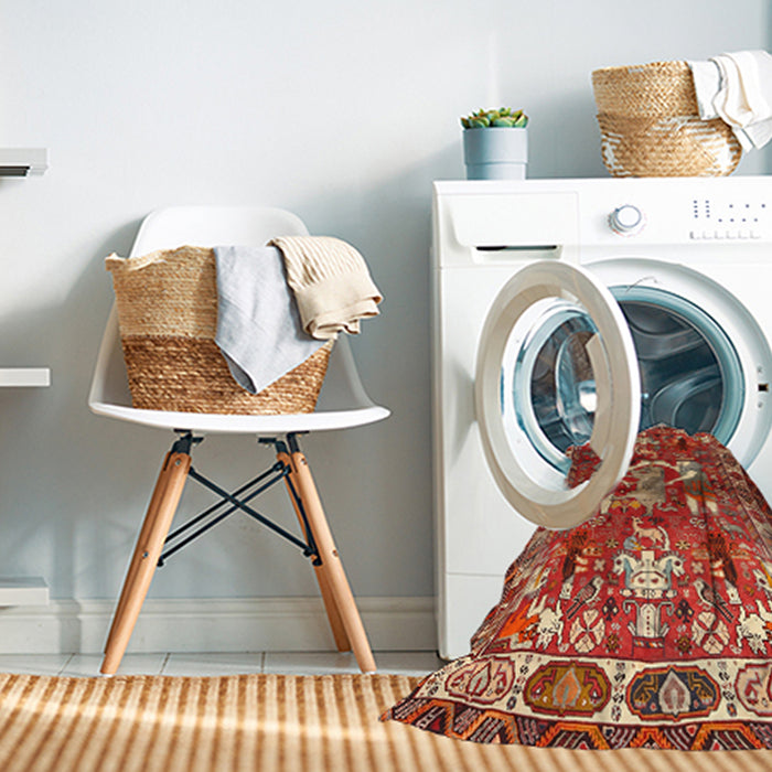 Machine Washable Traditional Red Rug in a Washing Machine, wshtr627
