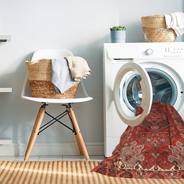 Machine Washable Traditional Red Rug in a Washing Machine, wshtr679