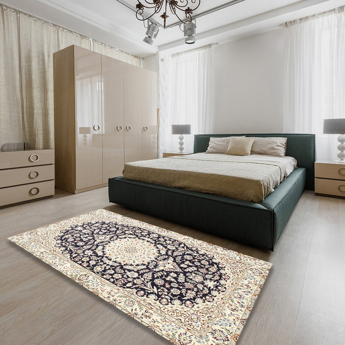 Traditional Gold Medallion Rug in a Bedroom, tr78