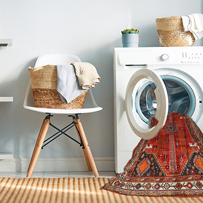 Machine Washable Traditional Gold Brown Rug in a Washing Machine, wshtr805