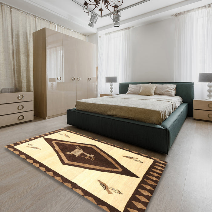 Machine Washable Traditional Saddle Brown Rug in a Bedroom, wshtr820