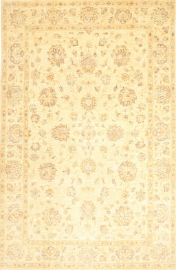 Machine Washable Traditional Mustard Yellow Rug, wshtr842