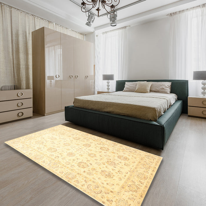 Traditional Mustard Yellow Oriental Rug in a Bedroom, tr842