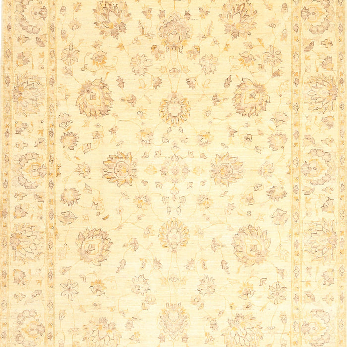 Traditional Mustard Yellow Oriental Rug, tr842