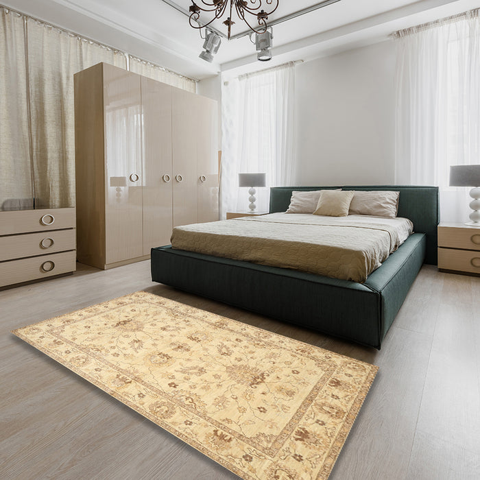 Machine Washable Traditional Brown Gold Rug in a Bedroom, wshtr845