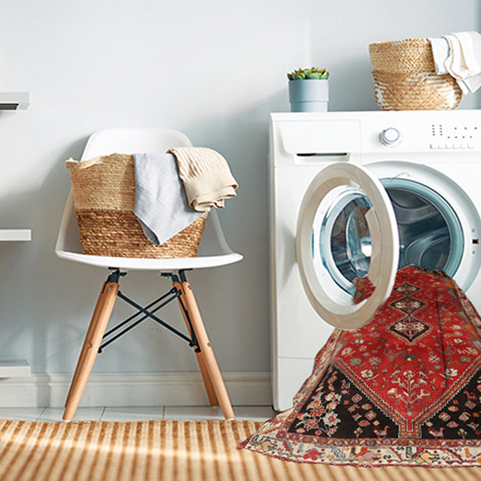 Machine Washable Traditional Rust Pink Rug in a Washing Machine, wshtr868