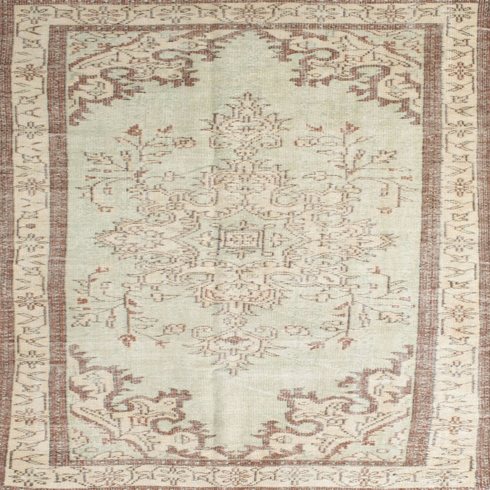 Square Traditional Camel Brown Persian Rug, tr910