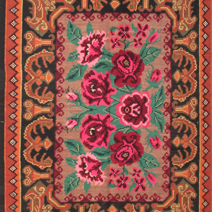 Machine Washable Traditional Gold Brown Rug, wshtr926