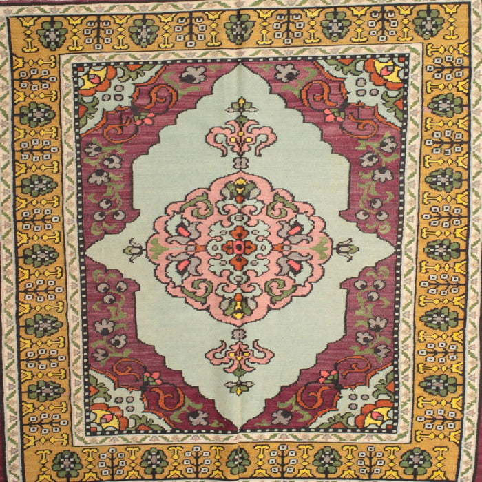 Round Machine Washable Traditional Sienna Brown Rug, wshtr927