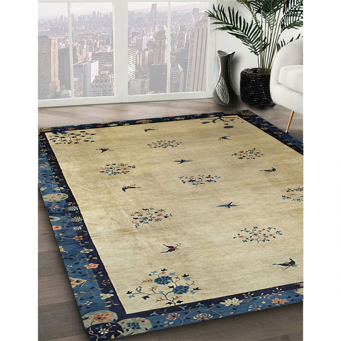 Machine Washable Traditional Brown Green Rug in a Family Room, wshtr94