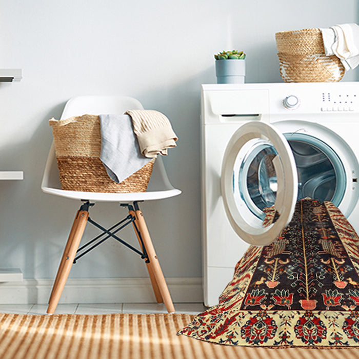 Machine Washable Traditional Metallic Gold Rug in a Washing Machine, wshtr977