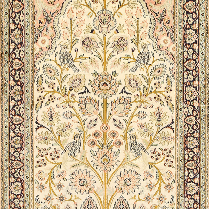 Machine Washable Traditional Khaki Gold Rug, wshtr985