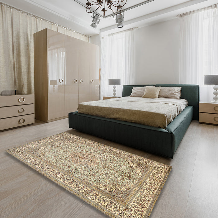 Traditional Brown Persian Rug in a Bedroom, tr990