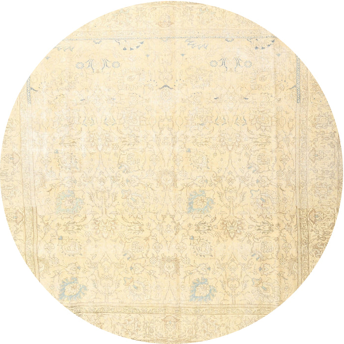 Square Machine Washable Traditional Gold Rug, wshtr3652