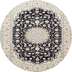 Square Machine Washable Traditional Carbon Gray Rug, wshtr4599