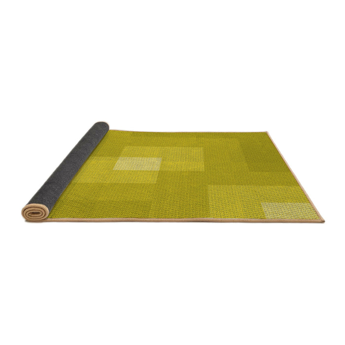 Thickness of Patterned Yellow Rug, pat1121yw