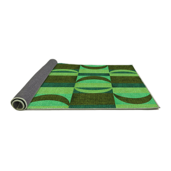 Thickness of Patterned Dark Forest Green Rug, pat1167grn